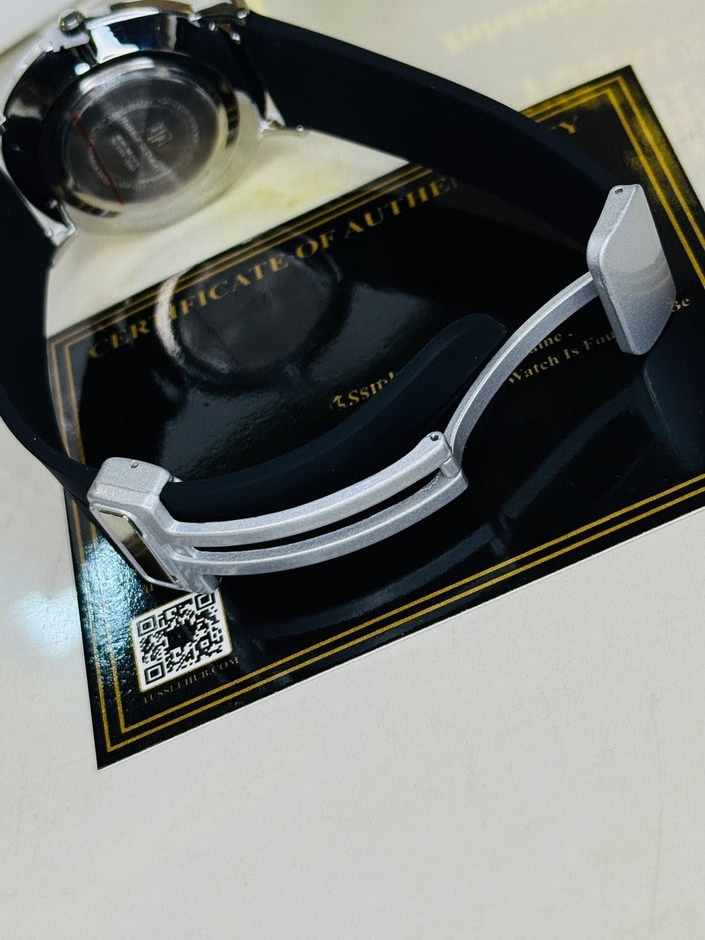 Black Silver Slim Balloon Universe Point Watch