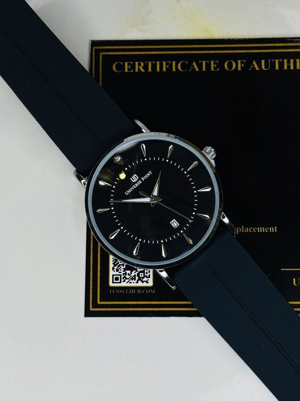 Black Silver Slim Balloon Universe Point Watch