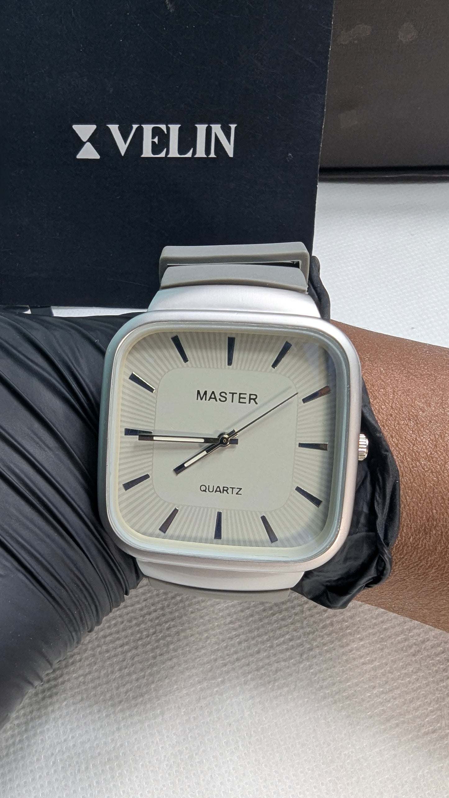 Master Quartz Silicon Strap Watch