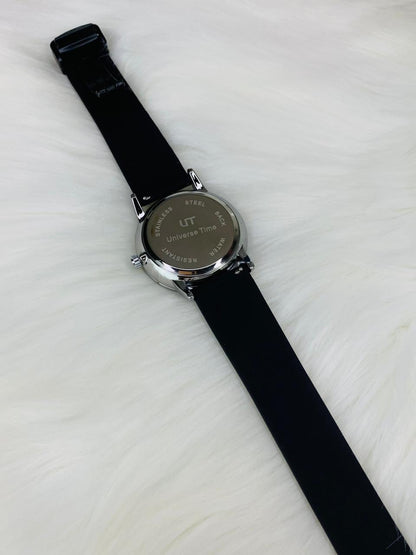 UT Minimalist Round Magnetic Watch